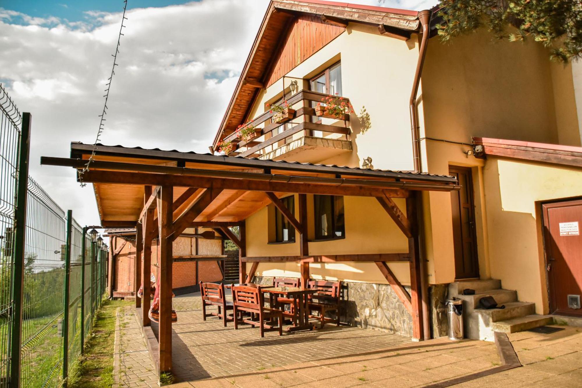 Casa Georgea Vila Săcele Exterior foto